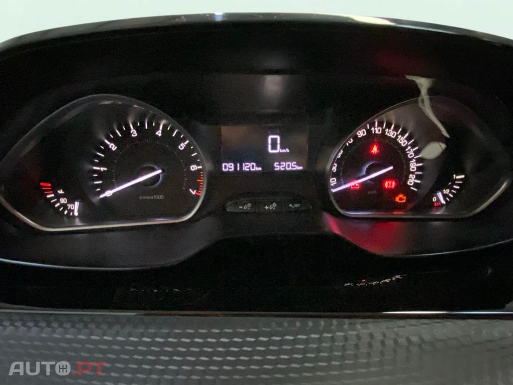 Peugeot 2008 1.2 PureTech Active