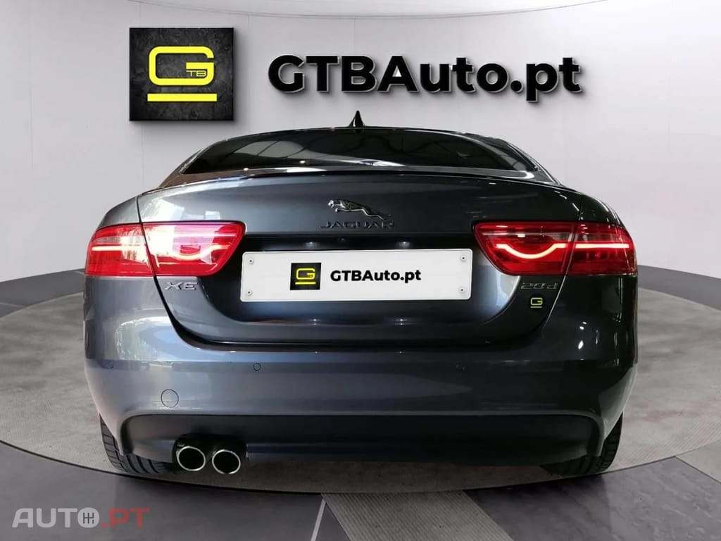 Jaguar XE 2.0D R-SPORT 180CV 