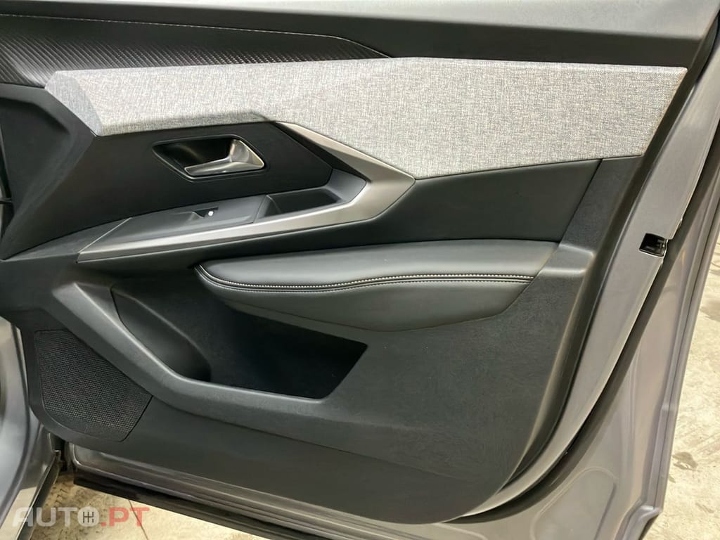 Peugeot 3008 Hybrid 145 e-DSC6 Allure