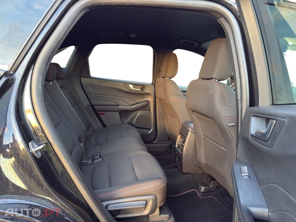 Ford Kuga 1.5 EcoBoost ST-Line