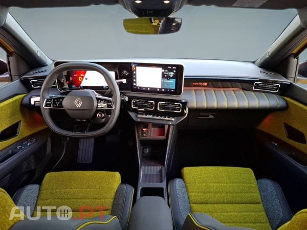 Renault 5 EV52 iconic cinq 150 cv autonomia comfor