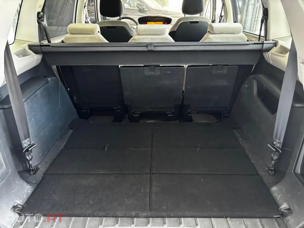 Citroen C4 Picasso 1.6 HDi Confort RFM