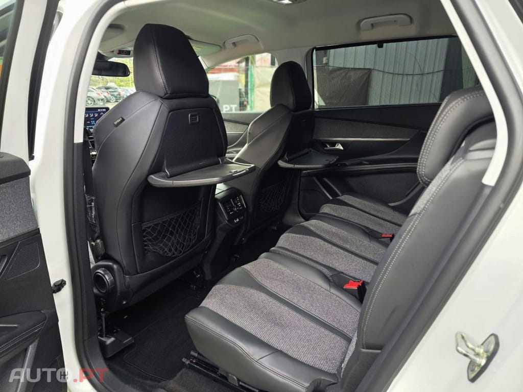 Peugeot 5008 2.0 BlueHDi Allure J18