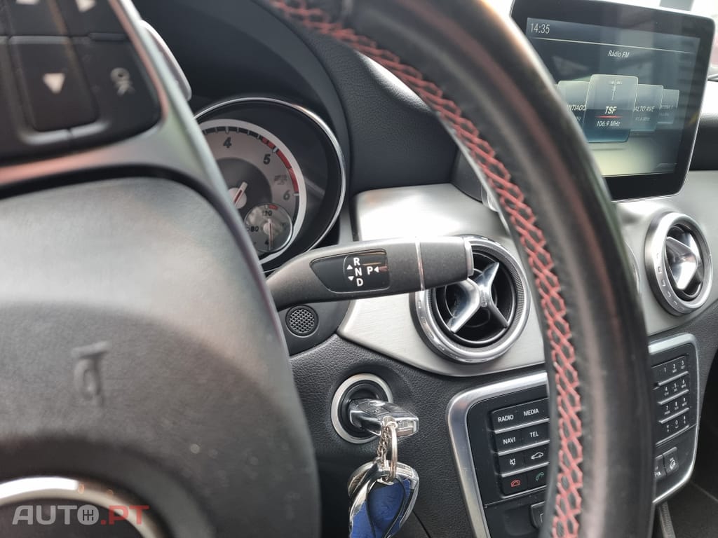 Mercedes-Benz GLA 220 CDi AMG Line 4-Matic