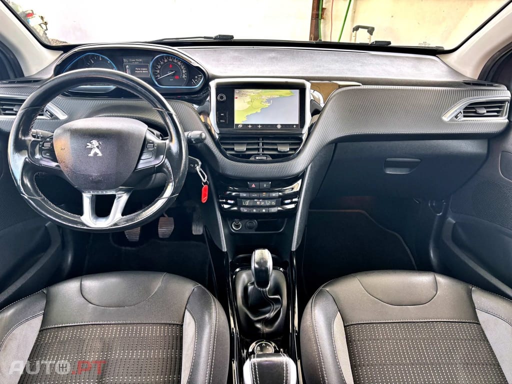 Peugeot 2008 BlueHDi 100 Allure