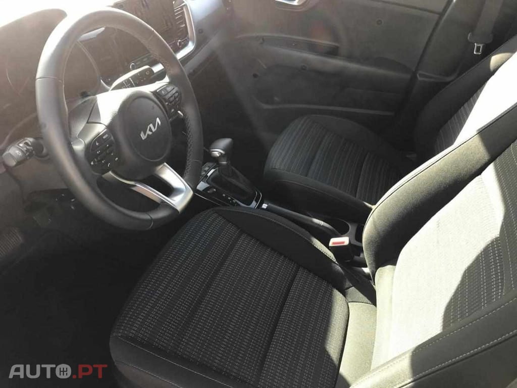 Kia Stonic 1.0 T-GDI Active 7DCT