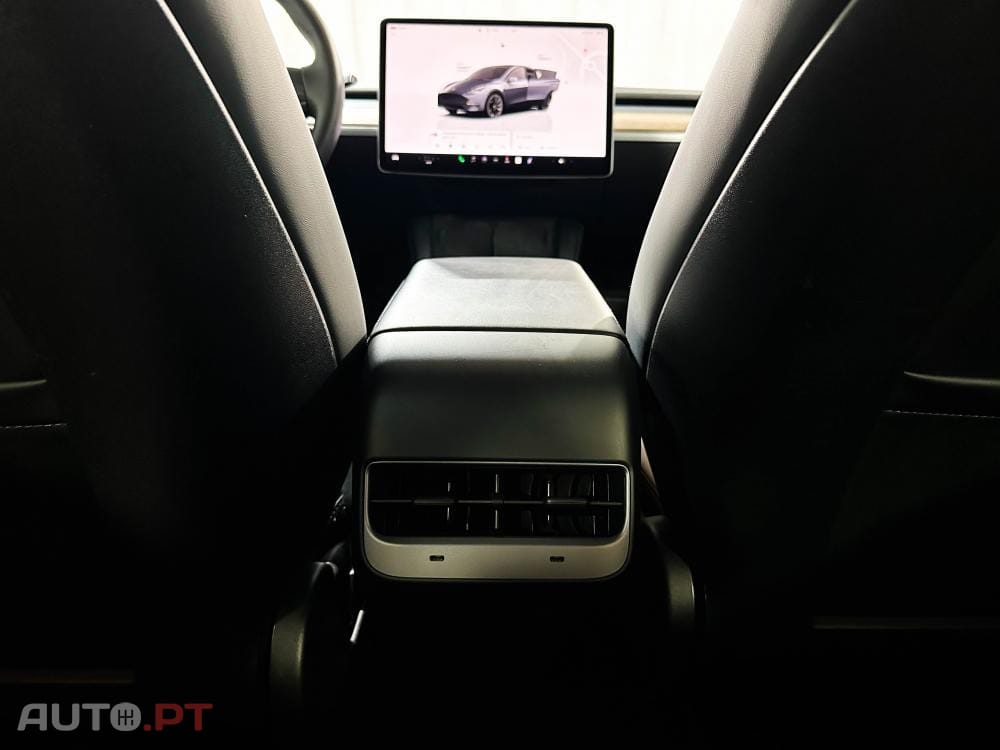 Tesla Model Y Long Range Dual Motor AWD