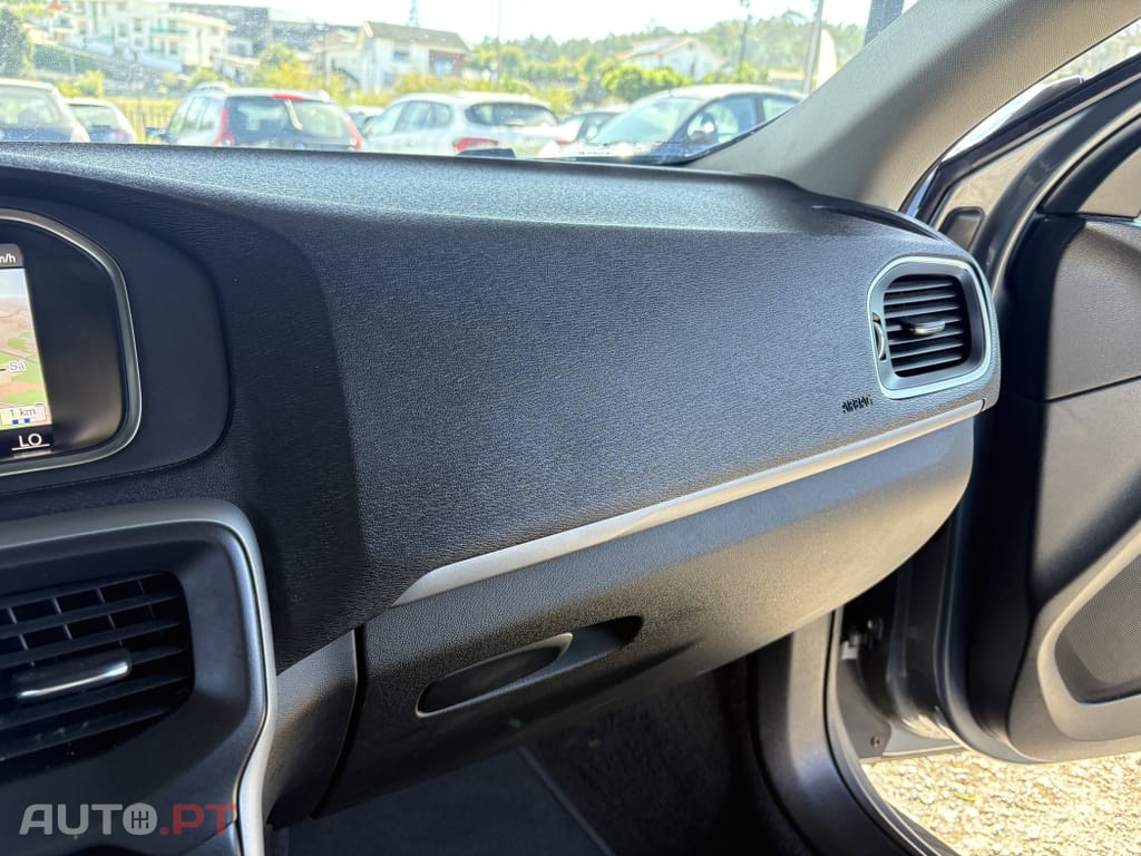 Volvo V40 1.5 T3 Sport Edition Plus Geartronic
