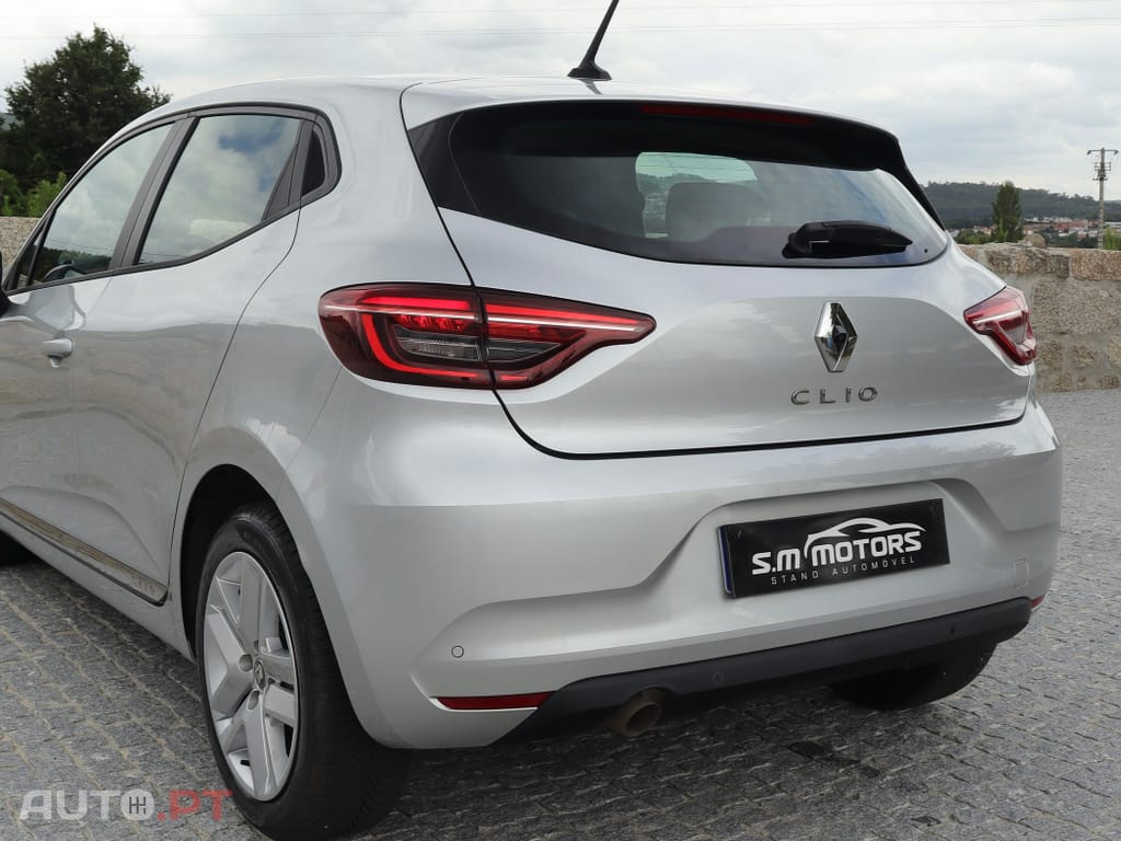 Renault Clio 1.0 TCe Limited CVT