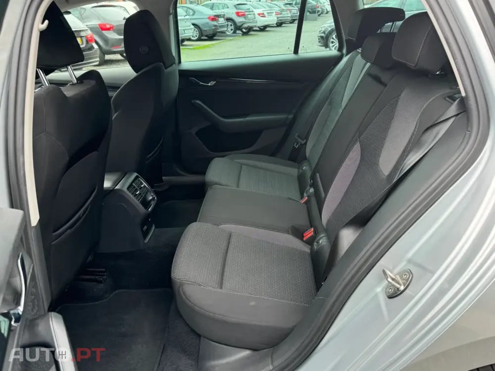 Skoda Octavia Break 2.0 TDI Ambition DSG