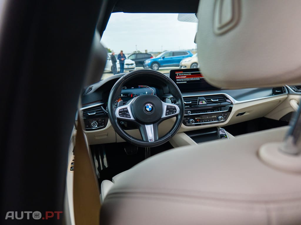 BMW 520 d Pack Desportivo M Auto