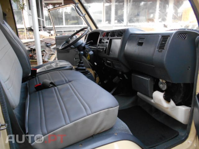 Toyota Dyna 280 Tri-Basculante