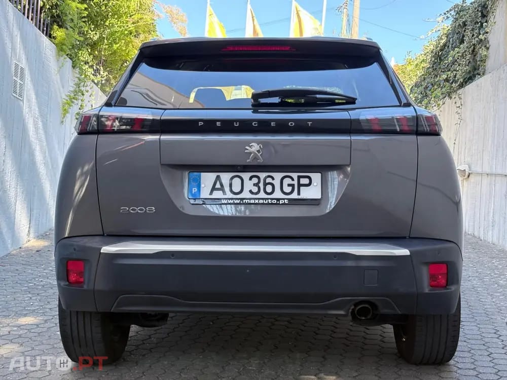 Peugeot 2008 1.2 PureTech Allure
