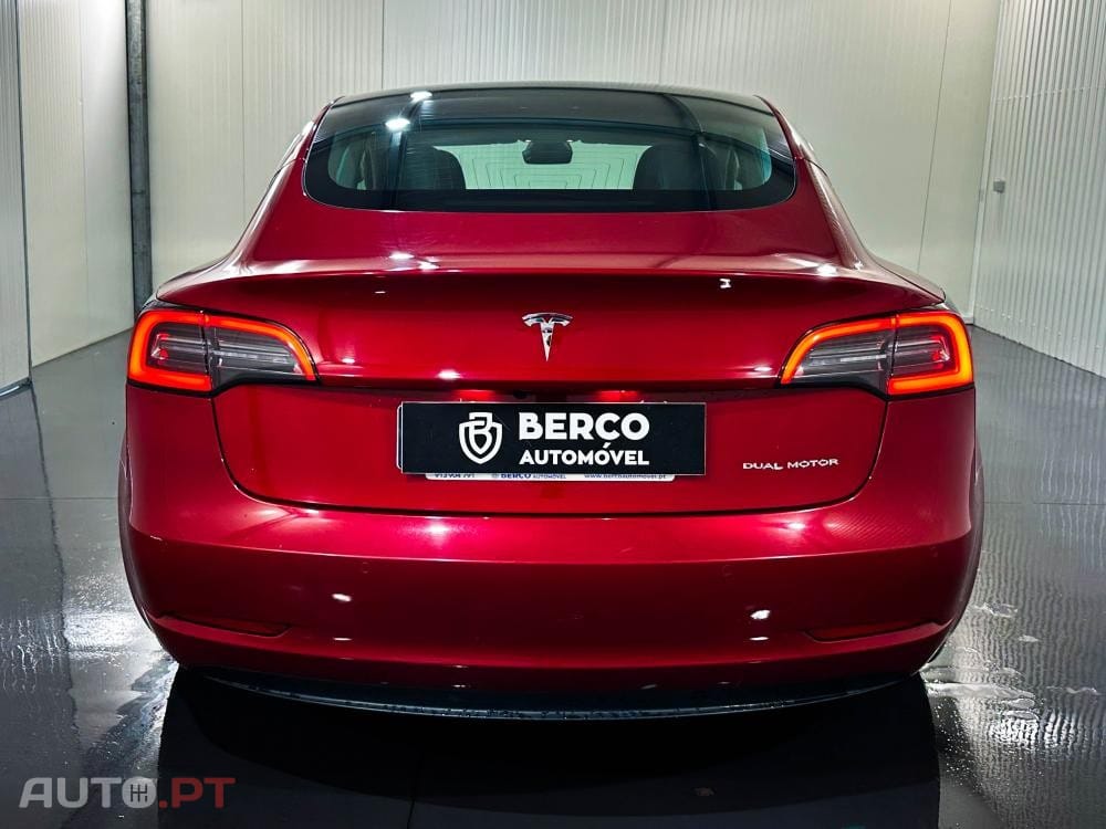 Tesla Model 3 Long Range Tração Integral