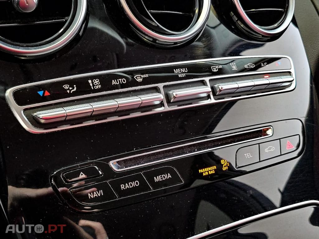 Mercedes-Benz C 350 e 7G-TRONIC AMG Line