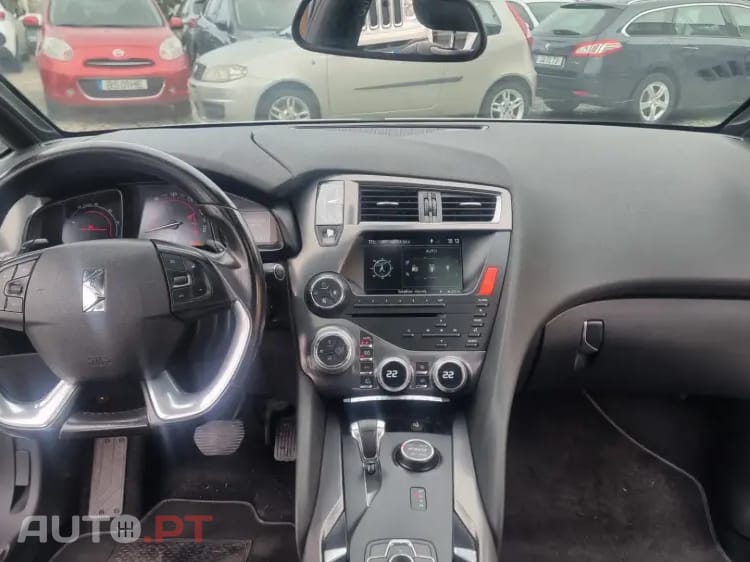 Citroen DS5 2.0 HDi Hybrid4 So Chic CMP6