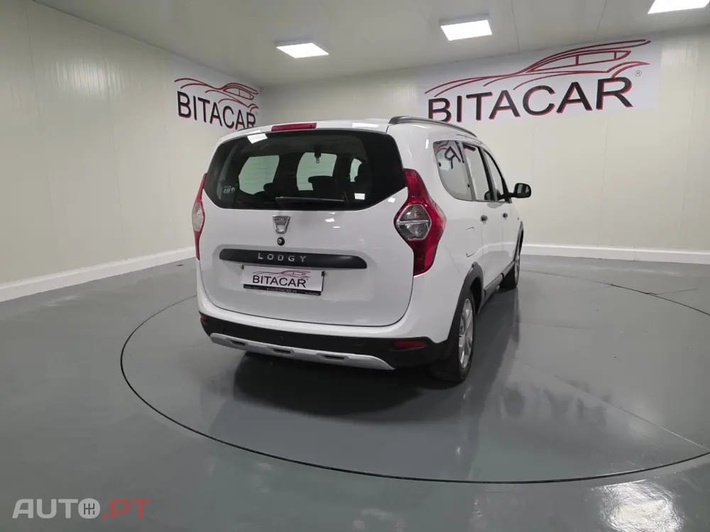 Dacia Lodgy 1.2 STEPWAY