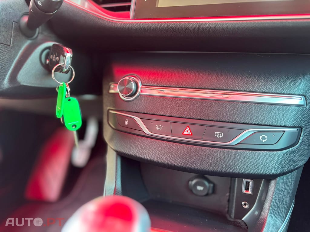 Peugeot 308 1.6 BlueHDi Allure