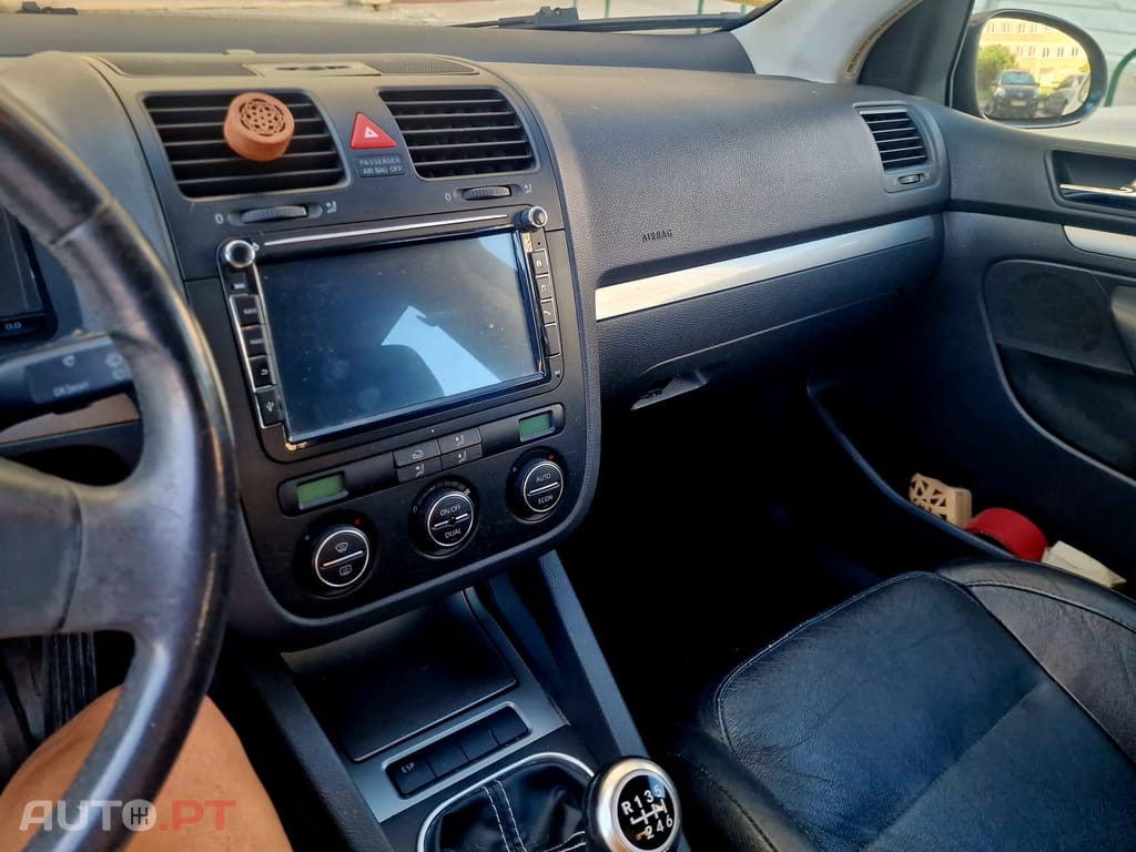 Volkswagen Golf 2.0 Highline