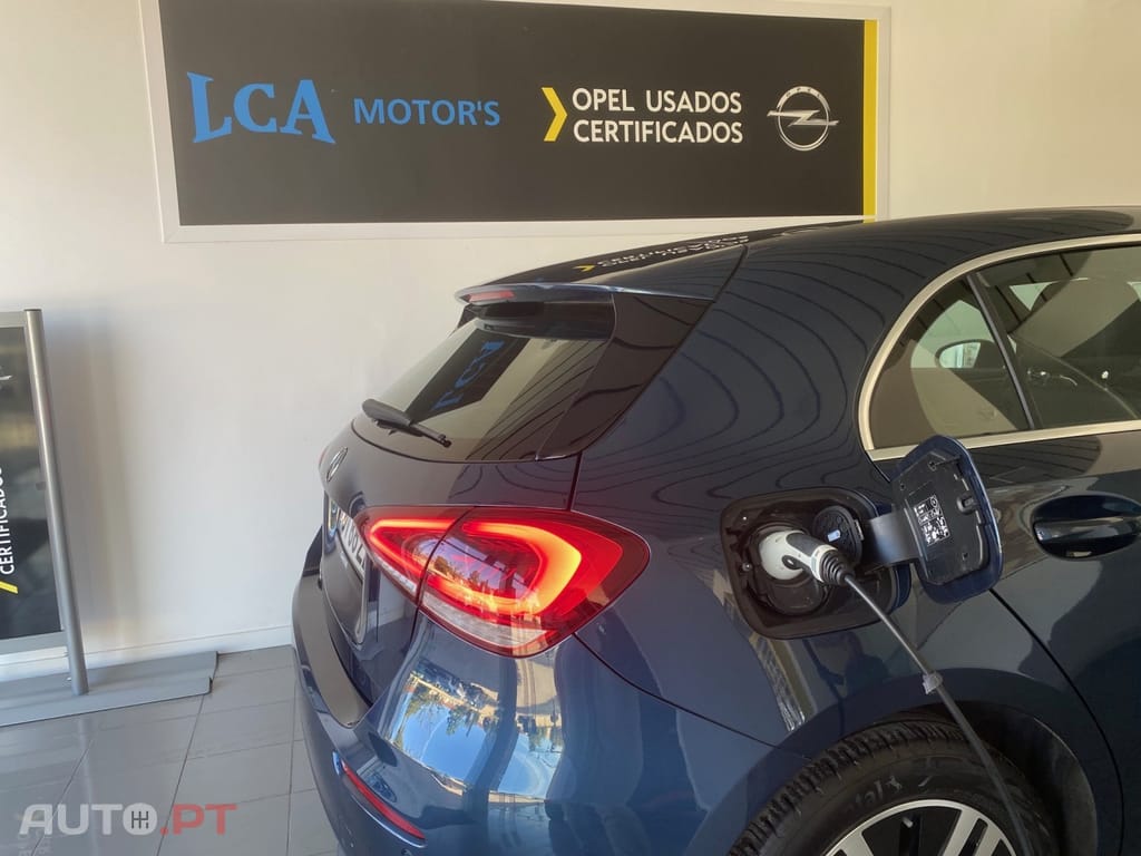 Mercedes-Benz A 250 e Progressive