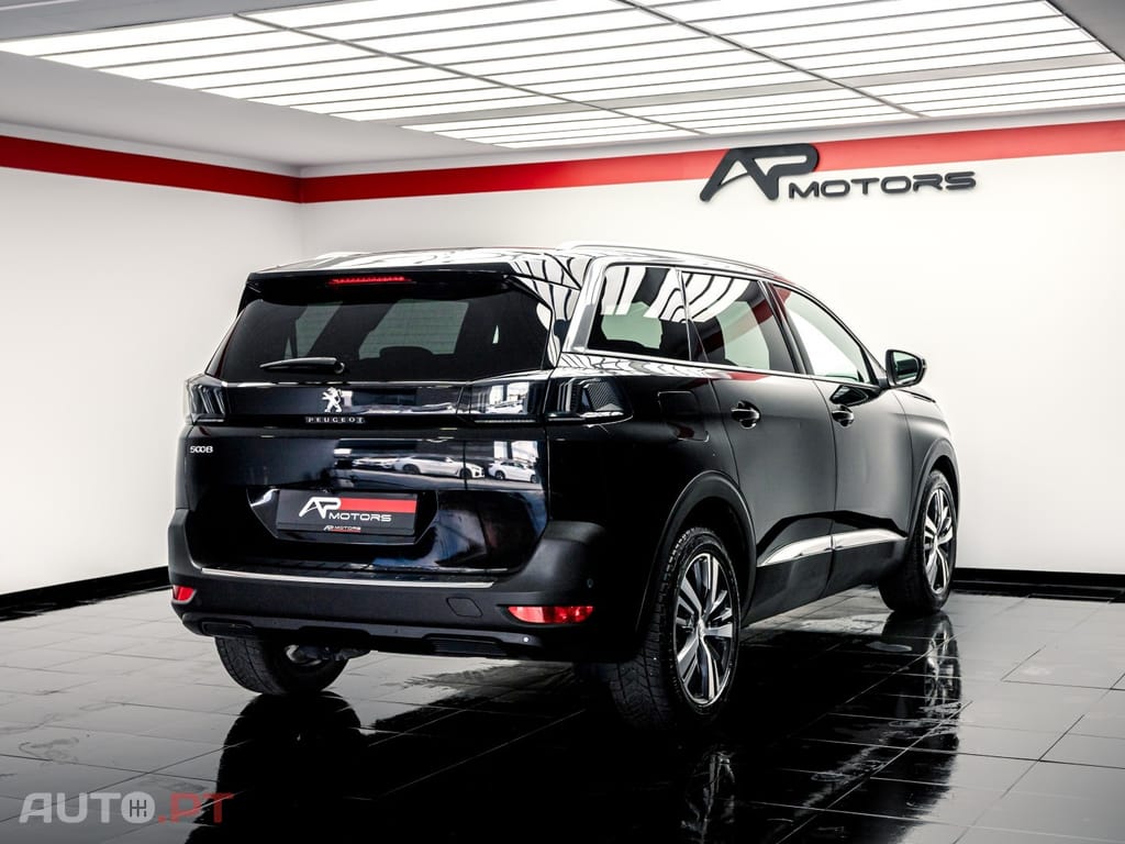 Peugeot 5008 1.5 BlueHDi Allure EAT8