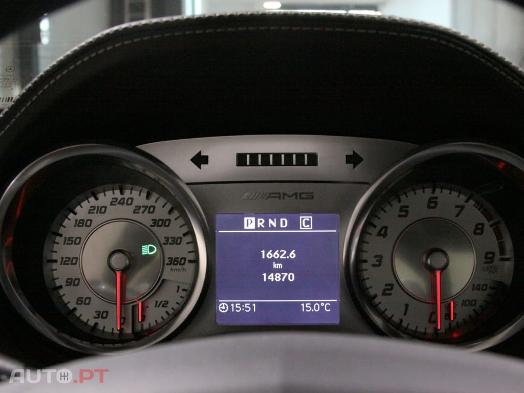 Mercedes-Benz SLS 63 AMG