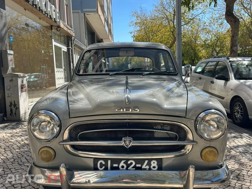 Peugeot 403 La Berline Grand Lux Toit Fixe