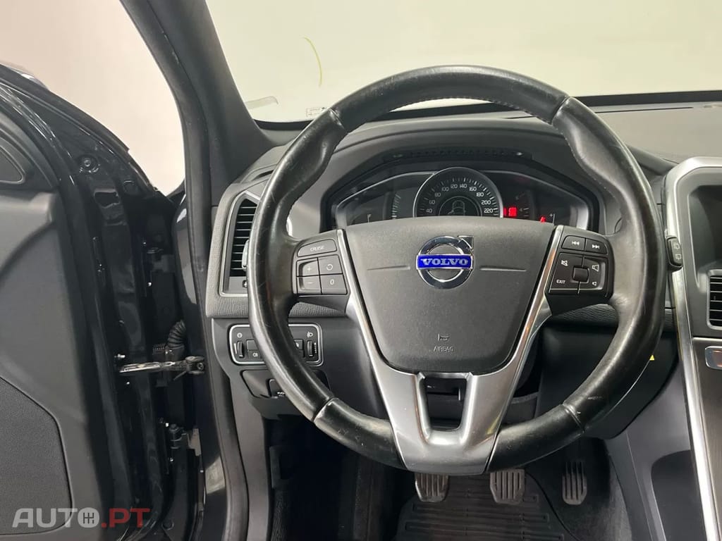 Volvo XC60 2.0 D4 DRIVe Momentum
