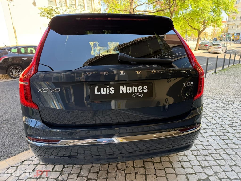 Volvo XC90 2.0 T8 PHEV Ultimate Dark AWD