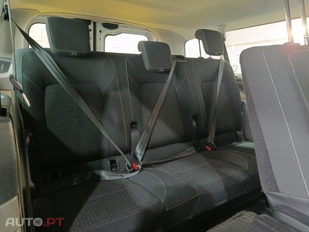 Ford Transit TRANSIT CUSTOM KOMBI 320 L2 2.0 EcoBlue Trend
