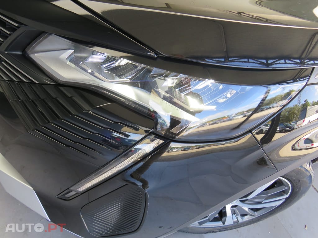 Peugeot 3008 1.5 BlueHDi Allure