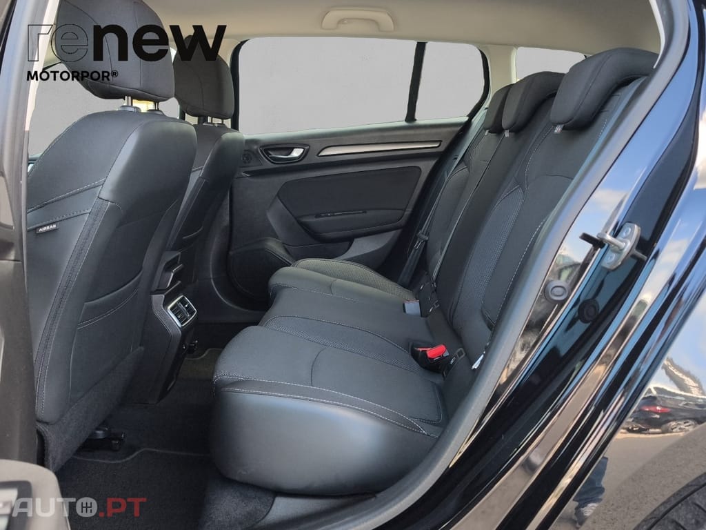 Renault Mégane Sport Tourer 1.5 BluedCi 115 Equilibre EDC