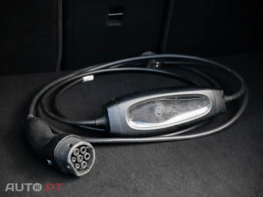 Mercedes-Benz A 250 e 8G-DCT Edition AMG Line