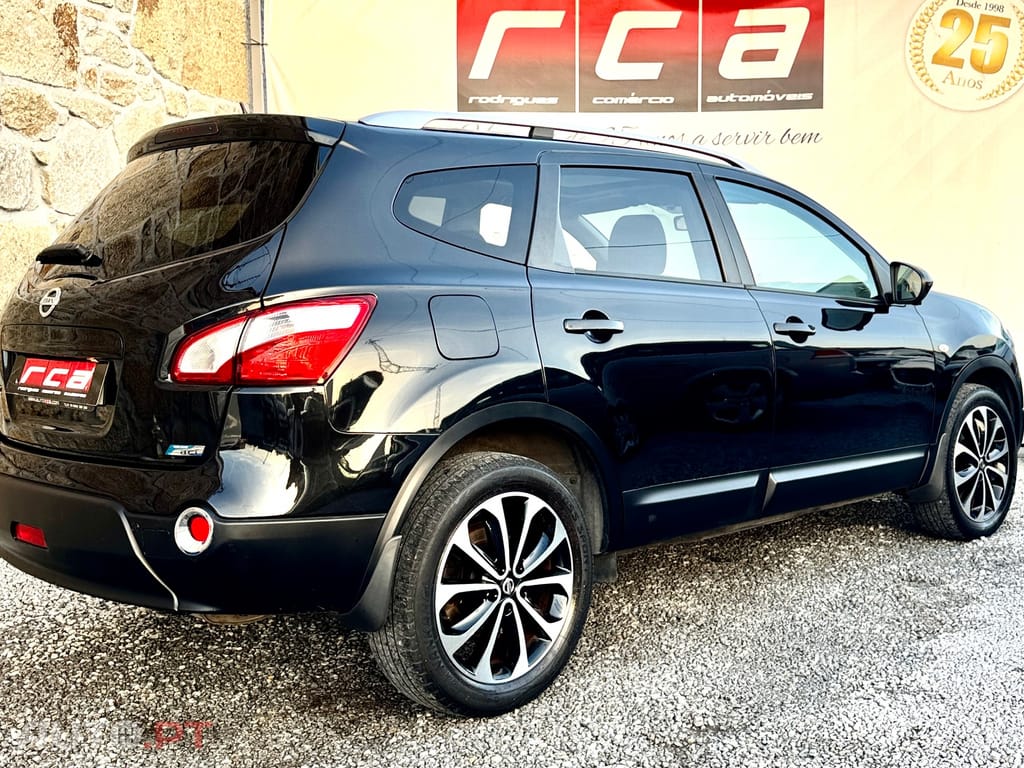 Nissan Qashqai +2 1.6 dCi Tekna Premium 17 360 S&S