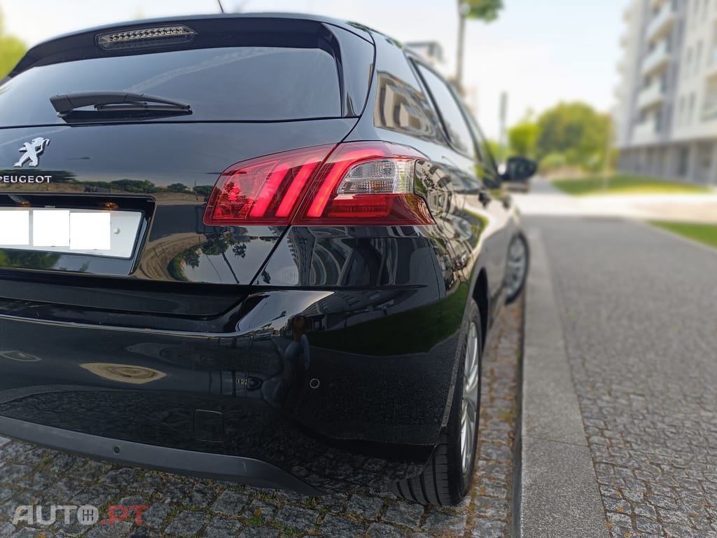 Peugeot 308 1.6 BlueHDi Style