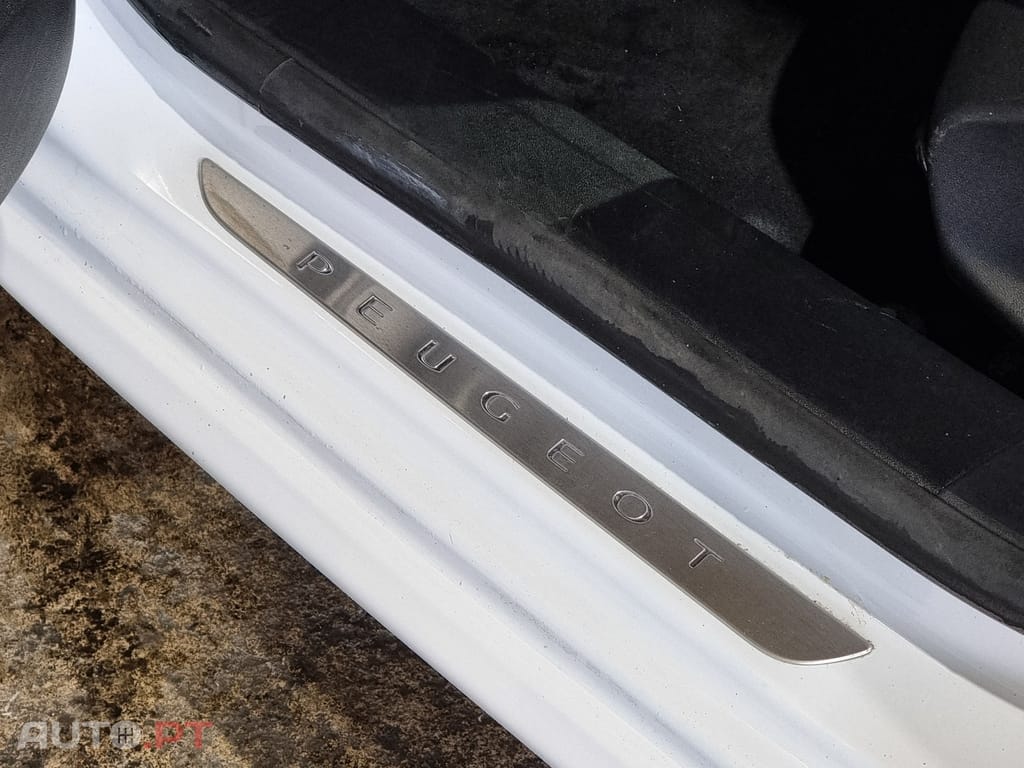 Peugeot 208 1.2 PureTech Style