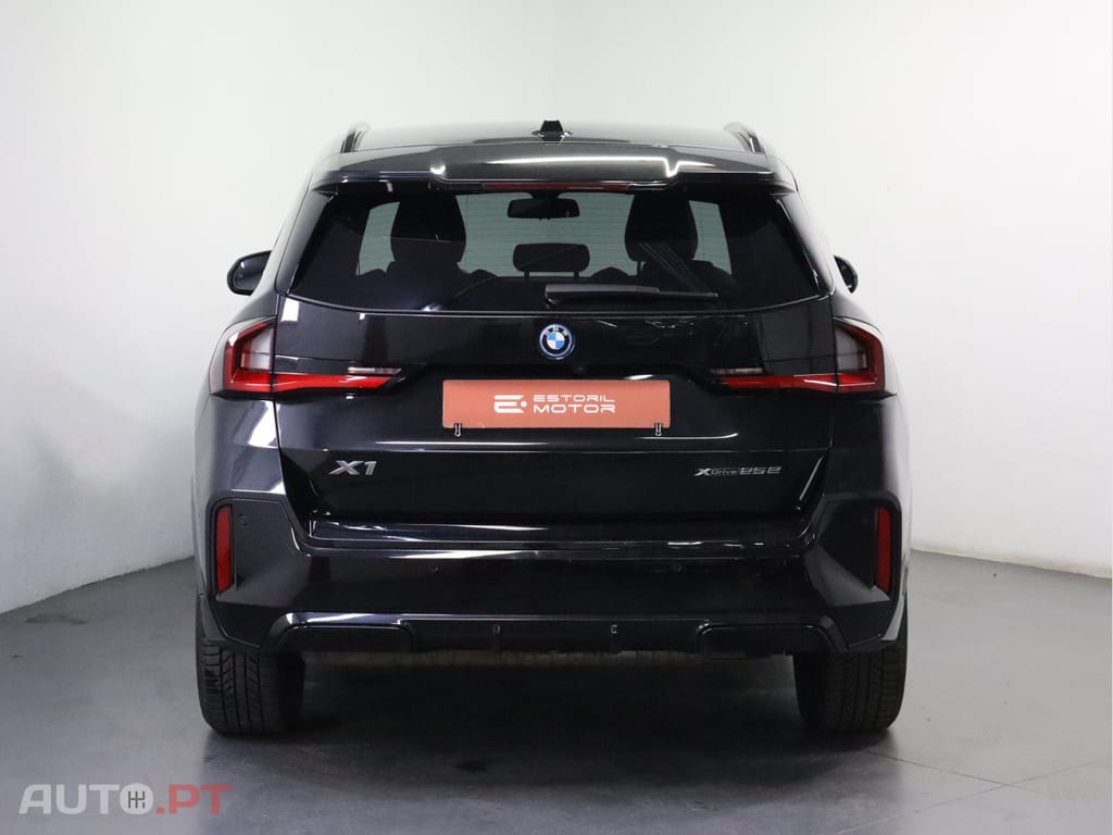 BMW X1 xDrive25e