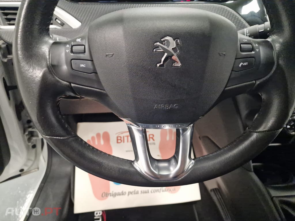 Peugeot 208 1.6 BlueHDi Style