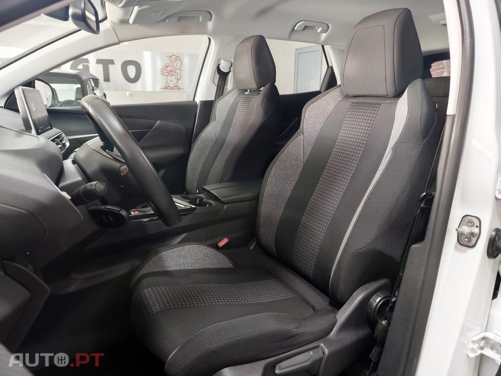 Peugeot 3008 1.6 BlueHDi Active