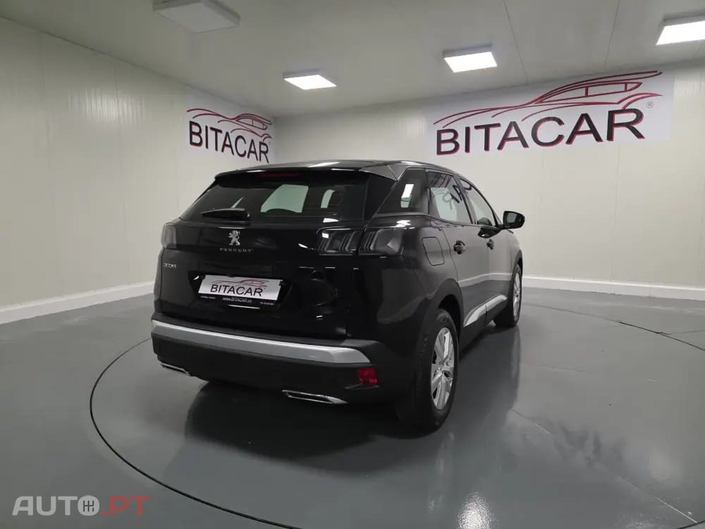 Peugeot 3008 1.5 BlueHDi Style