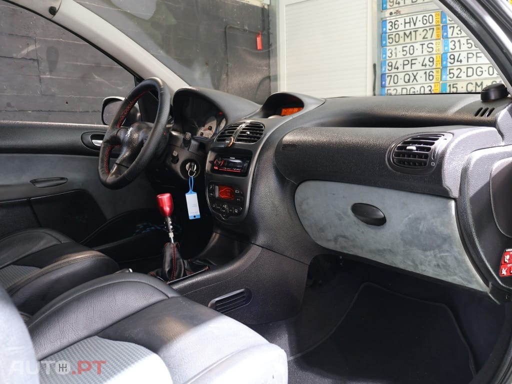 Peugeot 206 1.6 GTi