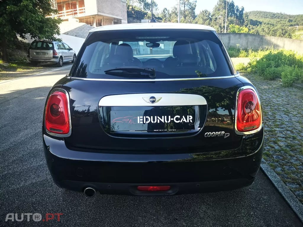 MINI One Cooper D Auto