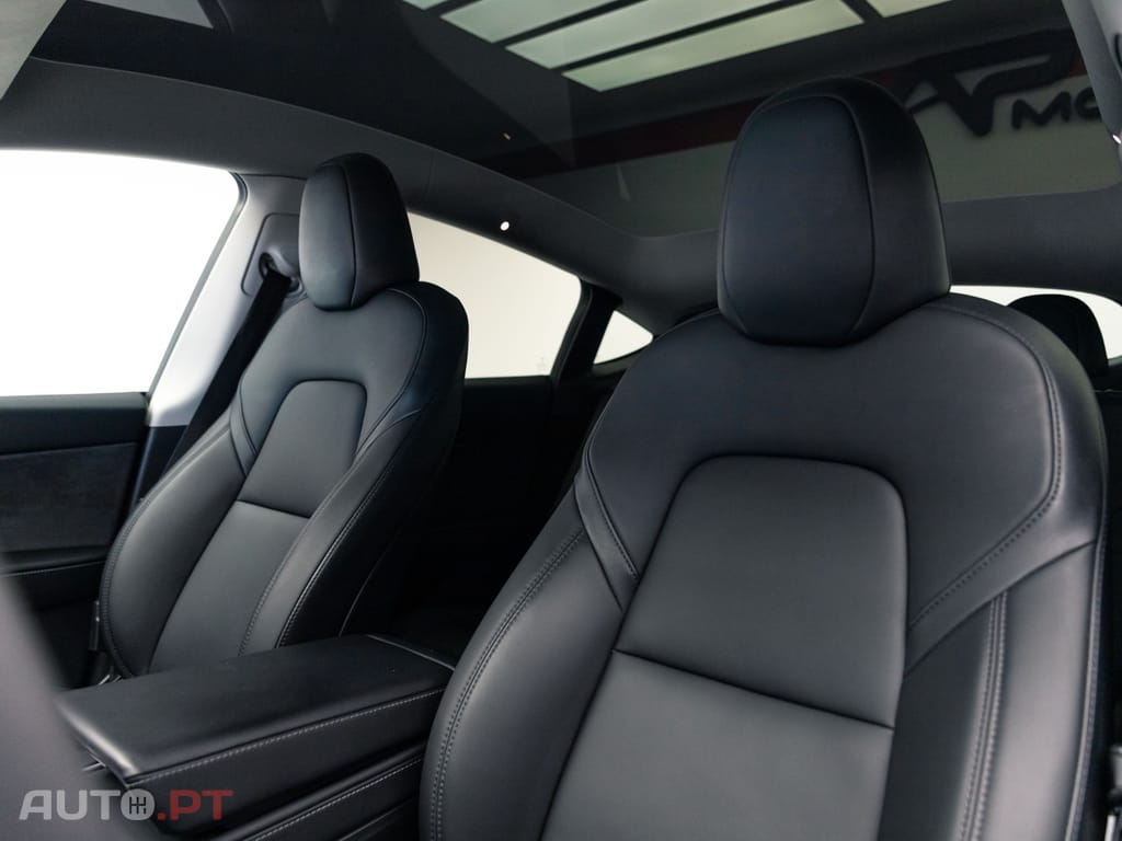 Tesla Model Y Performance Dual Motor AWD