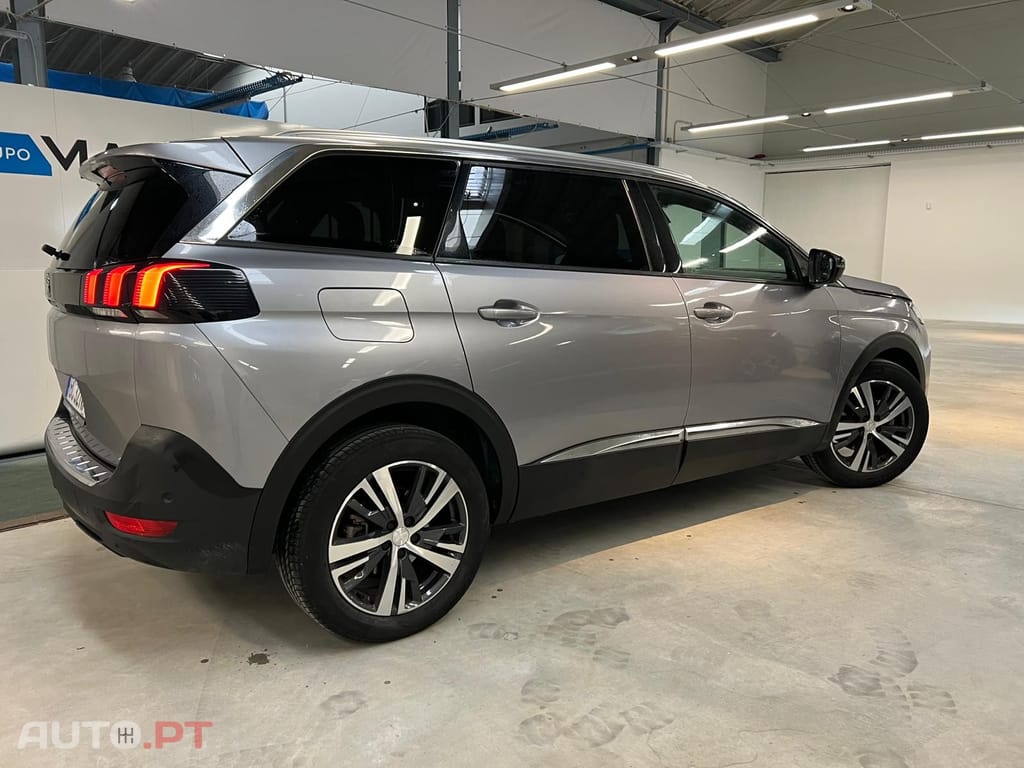 Peugeot 5008 1.5 BlueHDi Allure Pack EAT8