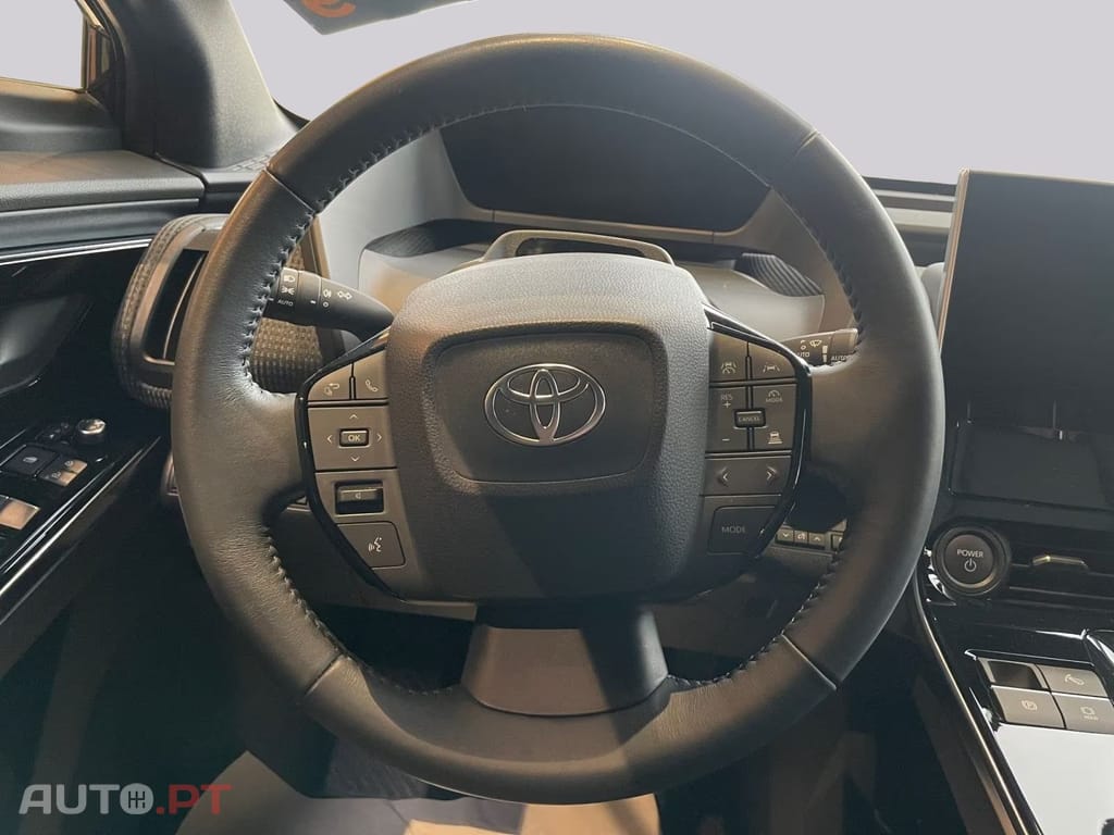 Toyota bZ4X 71 Kw Comfort-Paket I.V.A DEDUTIVEL 