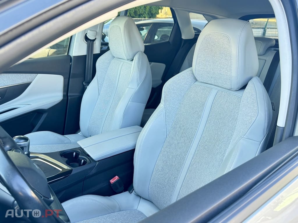 Peugeot 3008 1.5 BlueHDi Allure