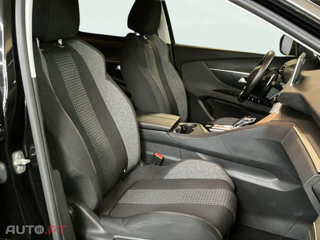 Peugeot 3008 1.2 PureTech Active Pack