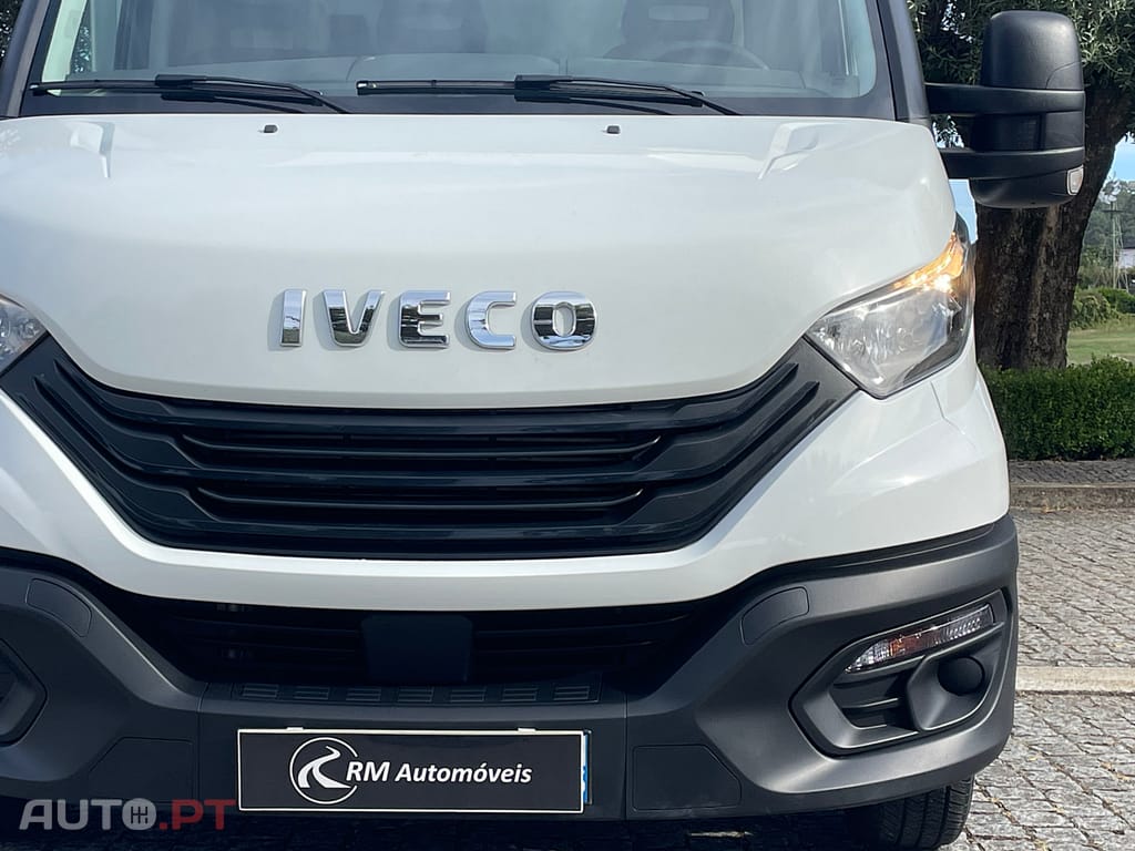 Iveco Daily 3.0D 35C16 Contentor + Plataforma Elevatória