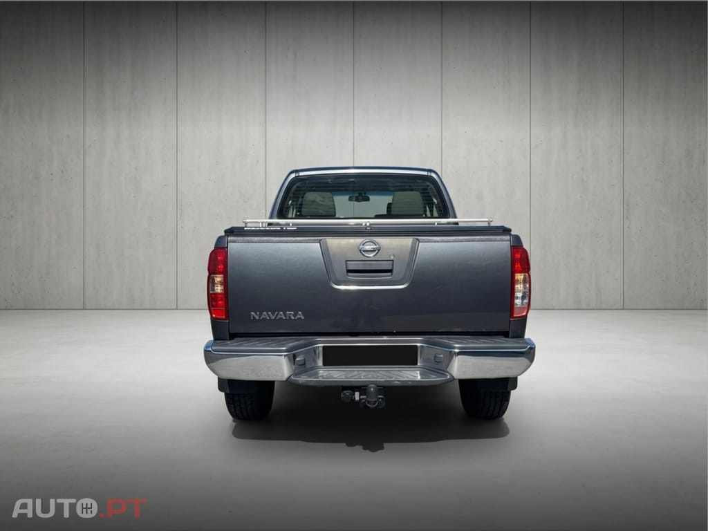 Nissan Navara 2.5 dCi CD SE AT 4WD