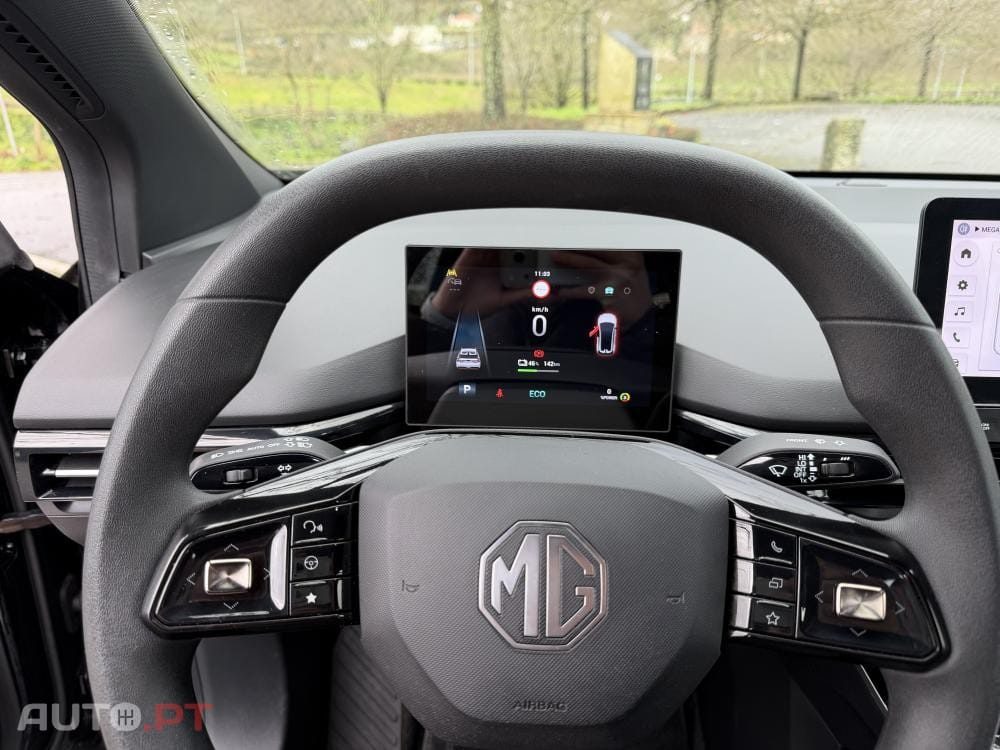 MG MG4 51 kWh Standard